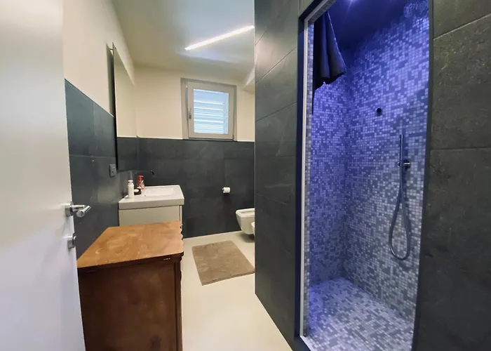 Immersa Nei Campi Villa